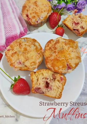 Foto resep Strawberry Streusel Muffins