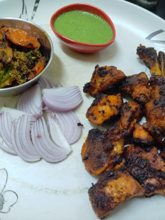சிக்கன் தந்தூரி டிக்கா(chicken tandoori recipe in tamil) செய்முறை முக்கிய புகைப்படம்