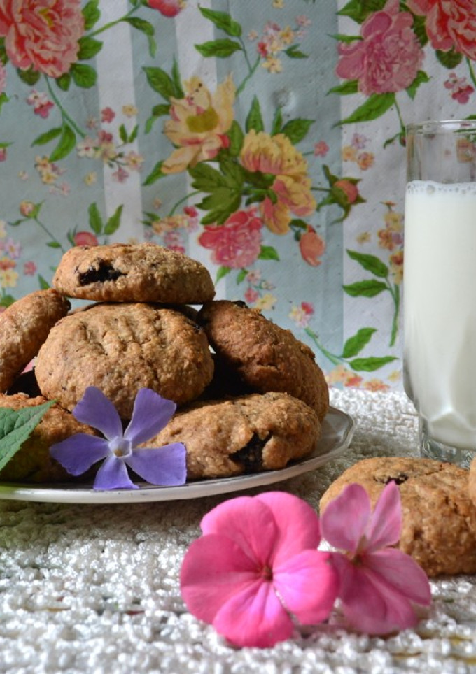 Una foto de Galletas de avena,coco y pasas de uva🌷