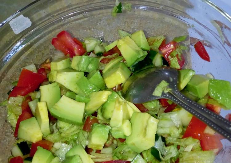 How to Prepare Speedy Salads