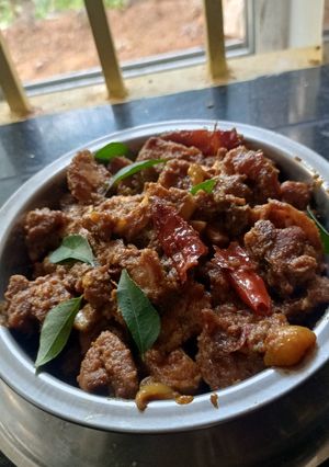 நாட்டுக்கோழி சிந்தாமணி வறுவல்(chicken cinthamani recipe in tamil) செய்முறை முக்கிய புகைப்படம்