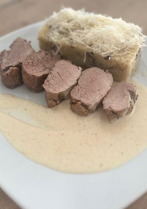 Szűzérme falatkák fokhagymás mártással recept fotója