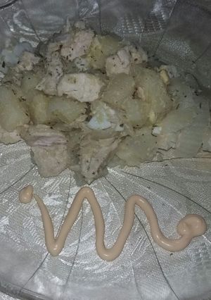Una foto de Ensalada de pollo