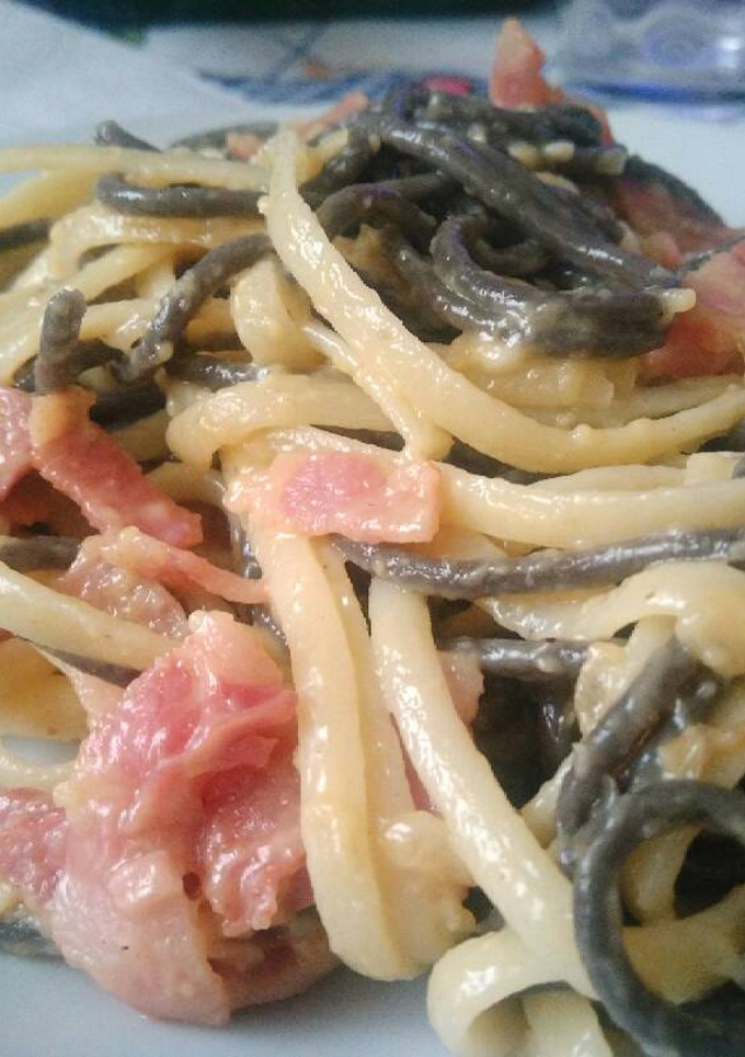 Una foto de Pasta a la carbonara sin nata