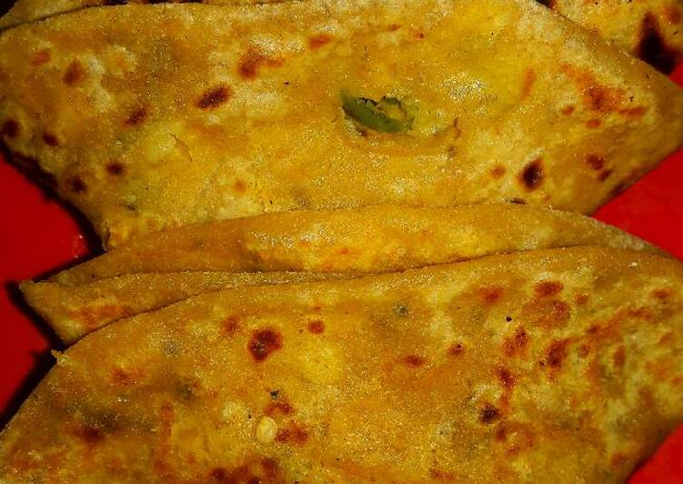 Stuffed daal paratha
