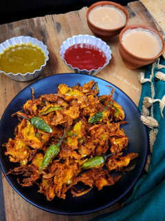 A picture of Kanda Bhajia.
