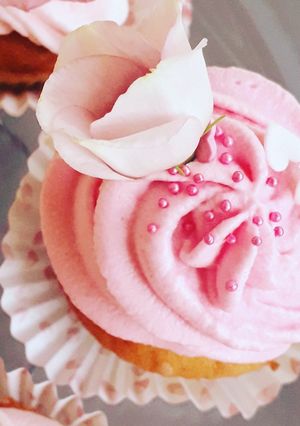 Une photo de Cupcakes framboise