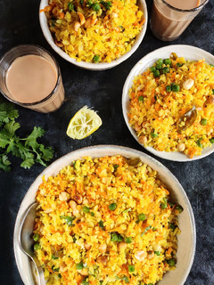 A picture of Vegetable poha.