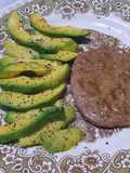 Palta con hamburguesa