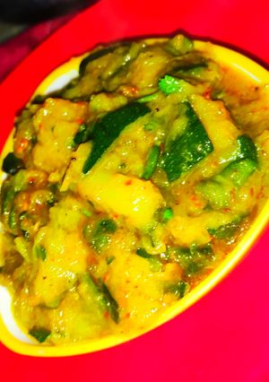 खट्टी मीठी काशीफल की सब्जी (Khatti meethi kashifal ki sabzi recipe in Hindi) रेसिपी मुख्य फोटो