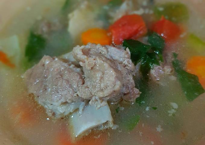 Sop Iga Kacang Merah π