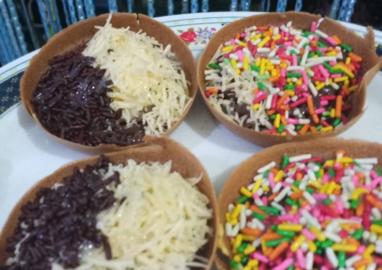 urutan Menyiapkan Terang Bulan Mini Coklat Jadi, Bisa Manjain Lidah