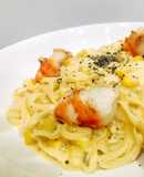 Mì tươi sốt kem trứng với tôm