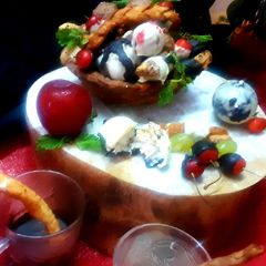 A picture of CHOCO BASKET(a basket full of choclates).