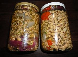 Una foto de Porotos pallares al escabeche