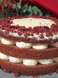 Una foto de Tarta red velvet -con remolacha-