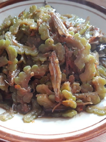 Cara Gampang Membuat Oseng Pare &amp; Teri yang Sempurna