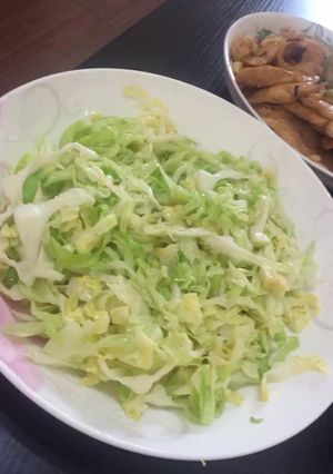 Una foto de Col asada