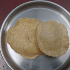 A picture of Poori.