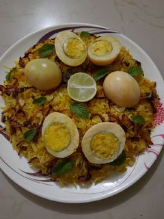 एग बिरयानी(egg biryani recipe in hindi) रेसिपी मुख्य फोटो