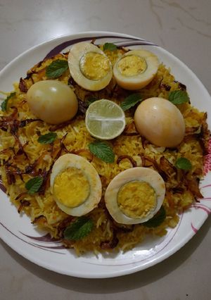 एग बिरयानी(egg biryani recipe in hindi) रेसिपी मुख्य फोटो