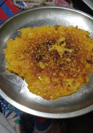 बेसन का चीला (besan ka cheela recipe in Hindi) रेसिपी मुख्य फोटो