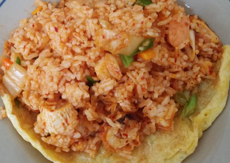 Cara Membuat Kimchi Fried Rice Kimchi Bbokkeumbap Enak Dan Mudah