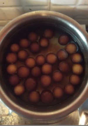 A picture of Homemade Gulab Jamun using Instant mix.