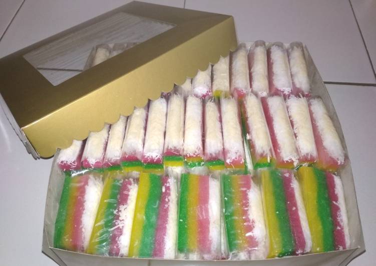 Kue Singkong Pelangi