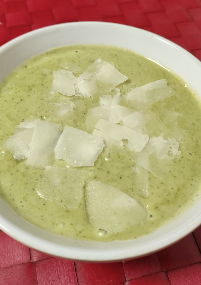 Una foto de Crema de brócoli