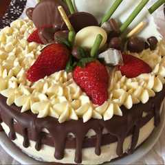 รูปของ Birthday chocolate cake