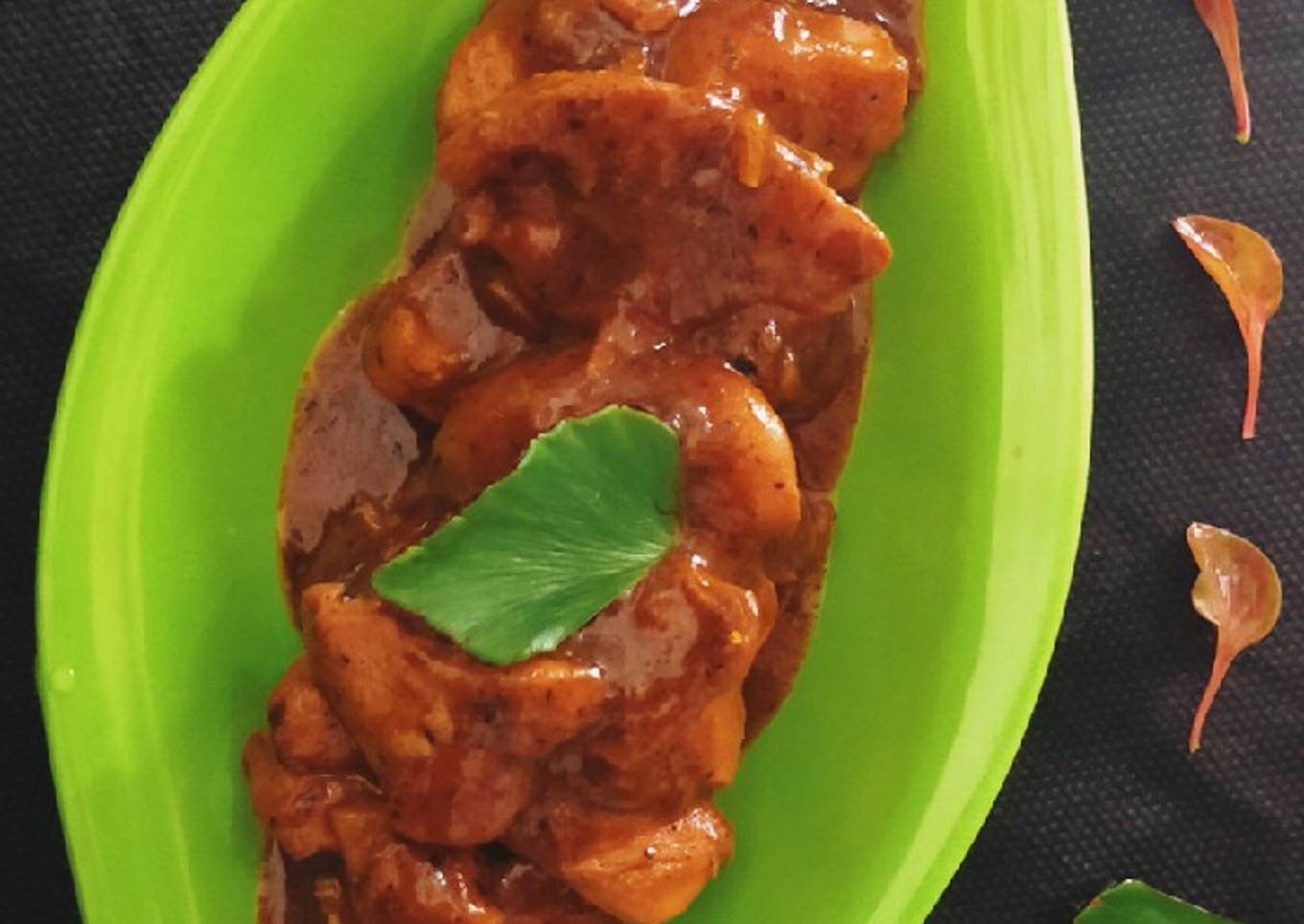 Ayam saus bolognese