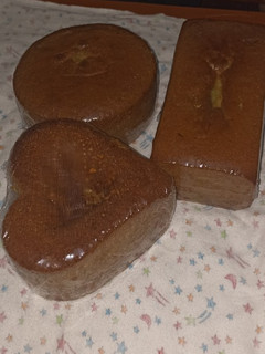 A picture of Madeira cake.