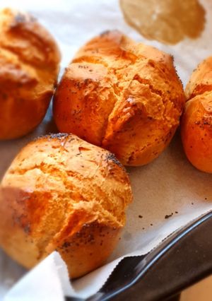 Francia zsemlék (sütőporral) recept fotója