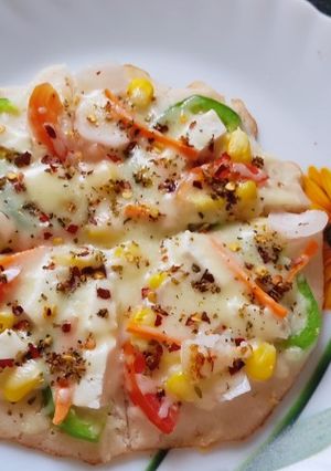 A picture of Healthy Rava Pizza.
