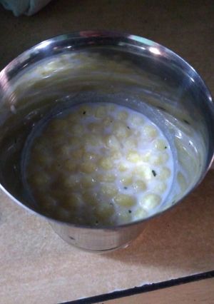 A picture of Boondi raita.