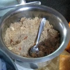 A picture of Suji halwa / semolina halwa.