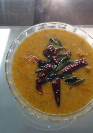 A picture of Red Pumpkin & Black Eyed Beans Erissery.