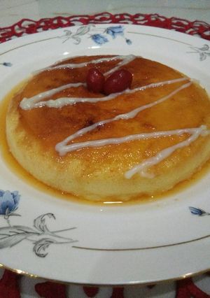 A picture of Caramel custard pudding.