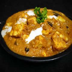 A picture of Shahi Paneer.