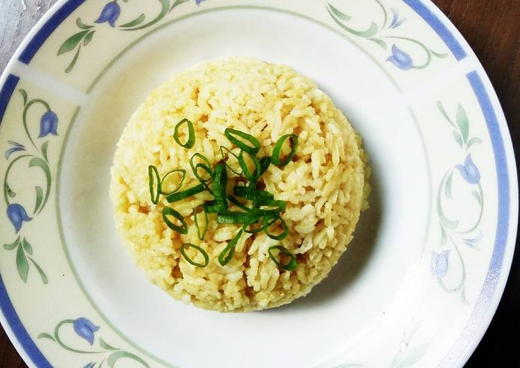 Nasi Kuning Bumbu Instant