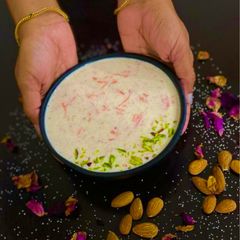 A picture of Carrot and Semolina Kheer.