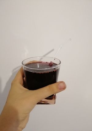 عکسی از دستور شربت شاه توت (توت سیاه) عالی 😋🤩