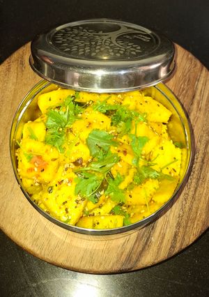 A picture of Steam Dhokla.
