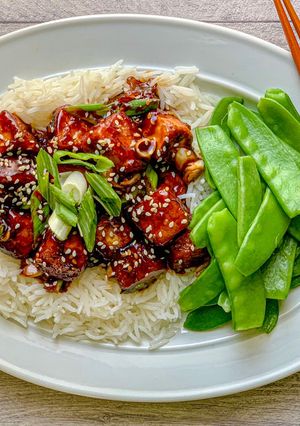 O poză a rețetei General Tso's Tofu.