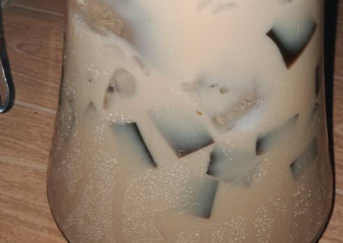 Bagaimana Menyiapkan Es cappucino cincau simpel, Sempurna