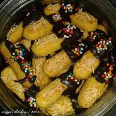 รูปของ Kastengel Choco Dipped