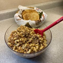 A picture of Hamburger Helper.
