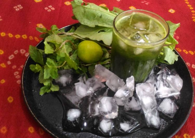 Simple Way to Prepare Homemade Spinach mint cooler