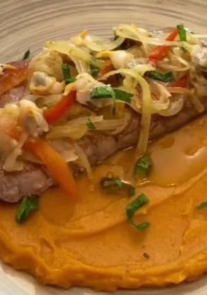 Foto de Bife de Atum com Cebolada